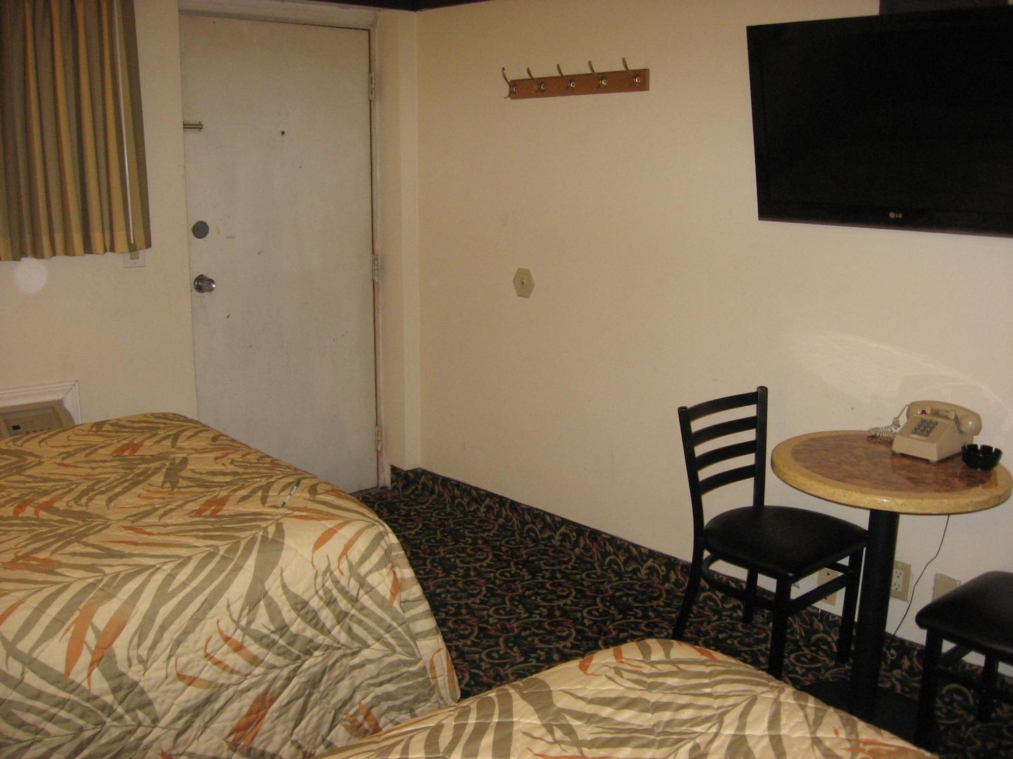 Domino Inn North Bergen Room photo